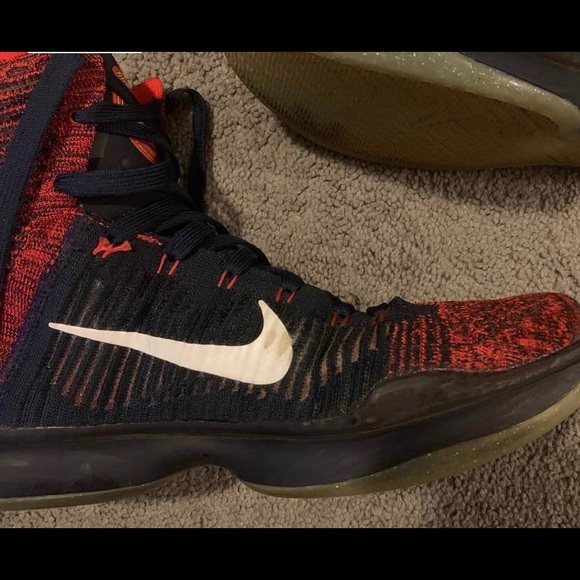Kobe 10 - Picture 5 of 5